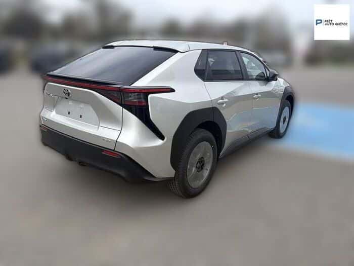Toyota bZ4X LE AWD – Image 7