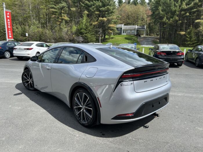 Toyota Prius - – Image 3