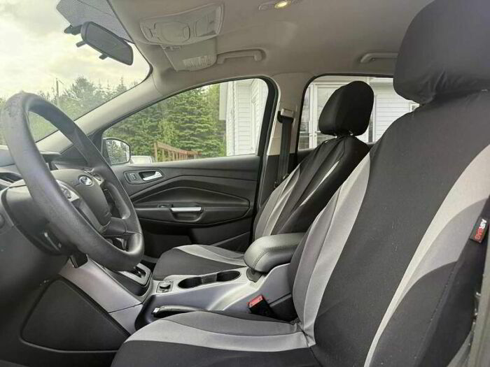 Ford Escape 4 portes SE, Traction avant – Image 10