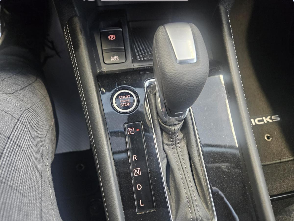 Nissan Kicks 2024 kicks play sv, apple carplay, siege/volant chauffants – Image 13