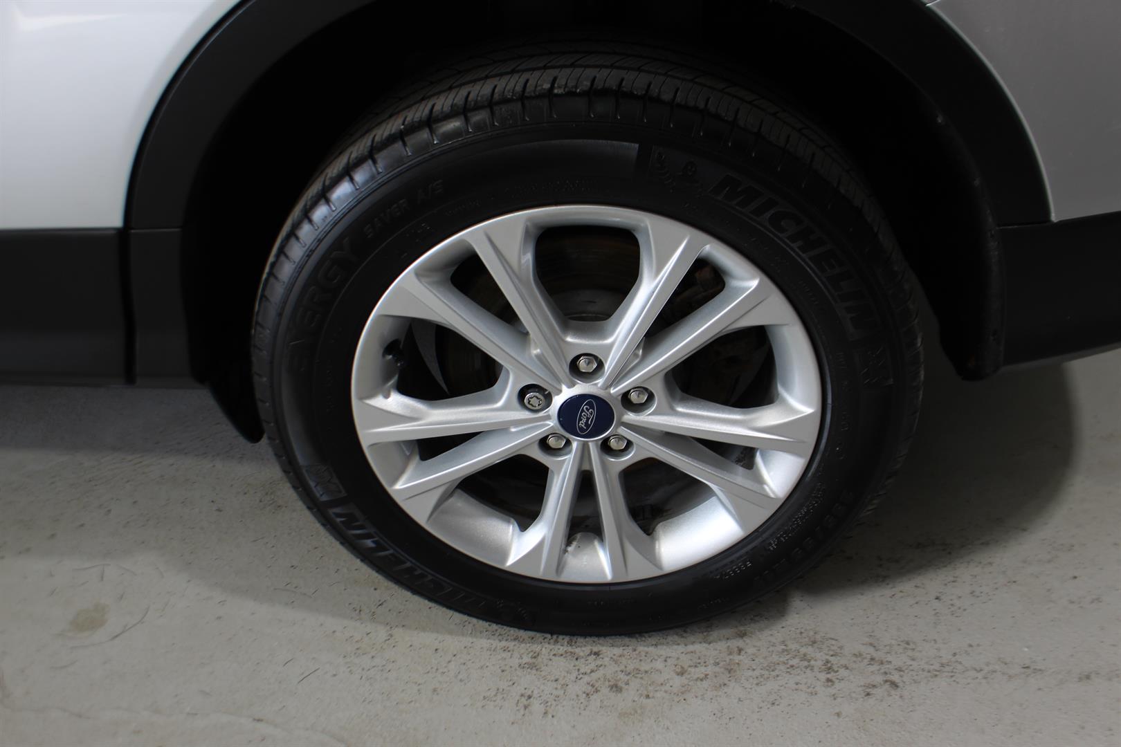 2018 Ford Escape SE 4WD 1.5L BLUETOOTH CAMÉRA DE RECUL DÉMARREUR – Image 9