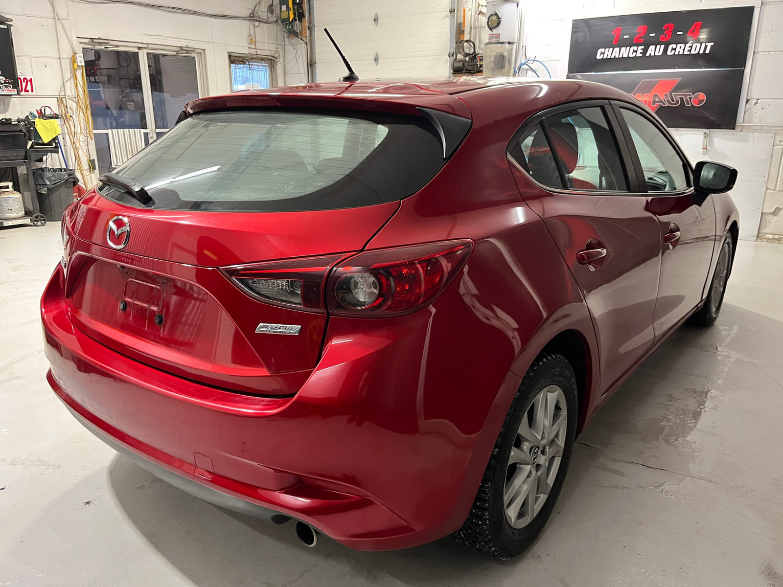 2018 Mazda Mazda3 GS MANUEL – Image 4