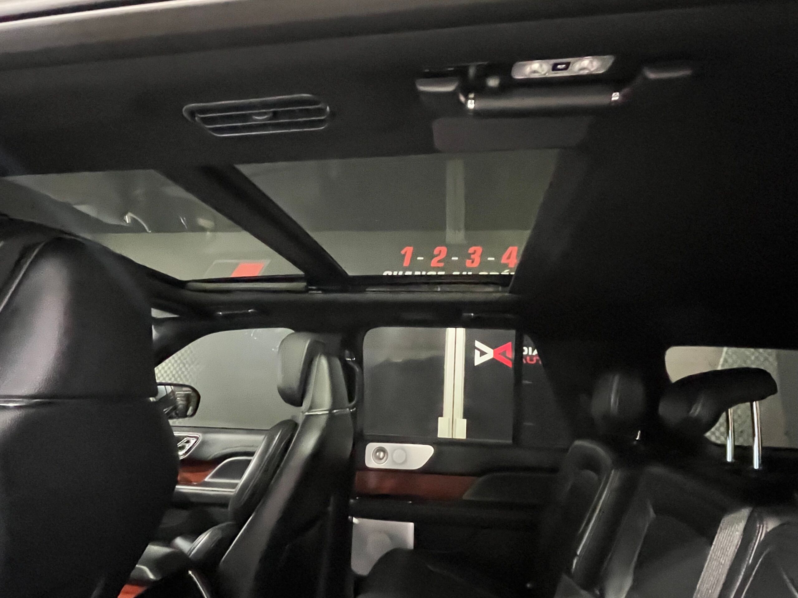 2024 Lincoln Navigator Reserve L – Image 8