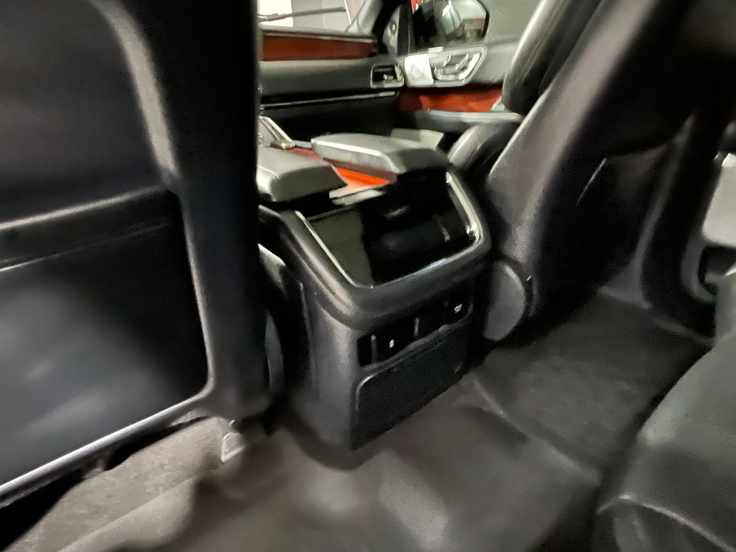 2024 Lincoln Navigator Reserve L – Image 11