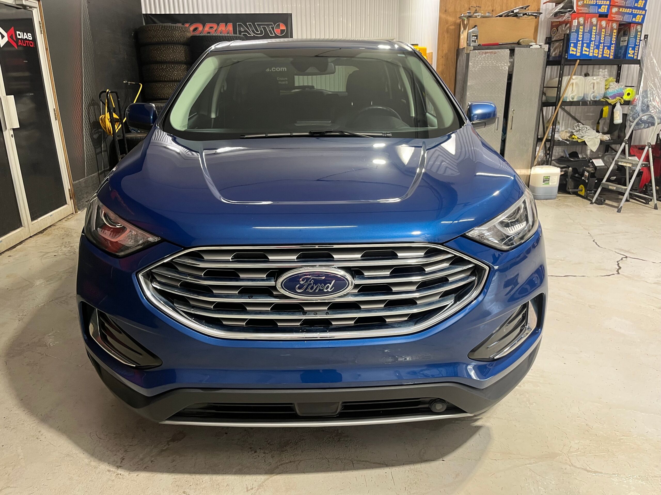 2022 Ford Edge SEL – Image 3