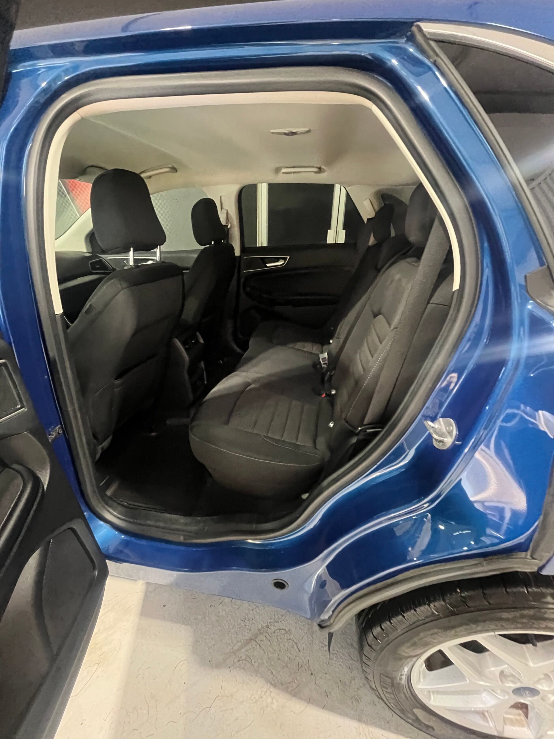 2022 Ford Edge SEL – Image 10