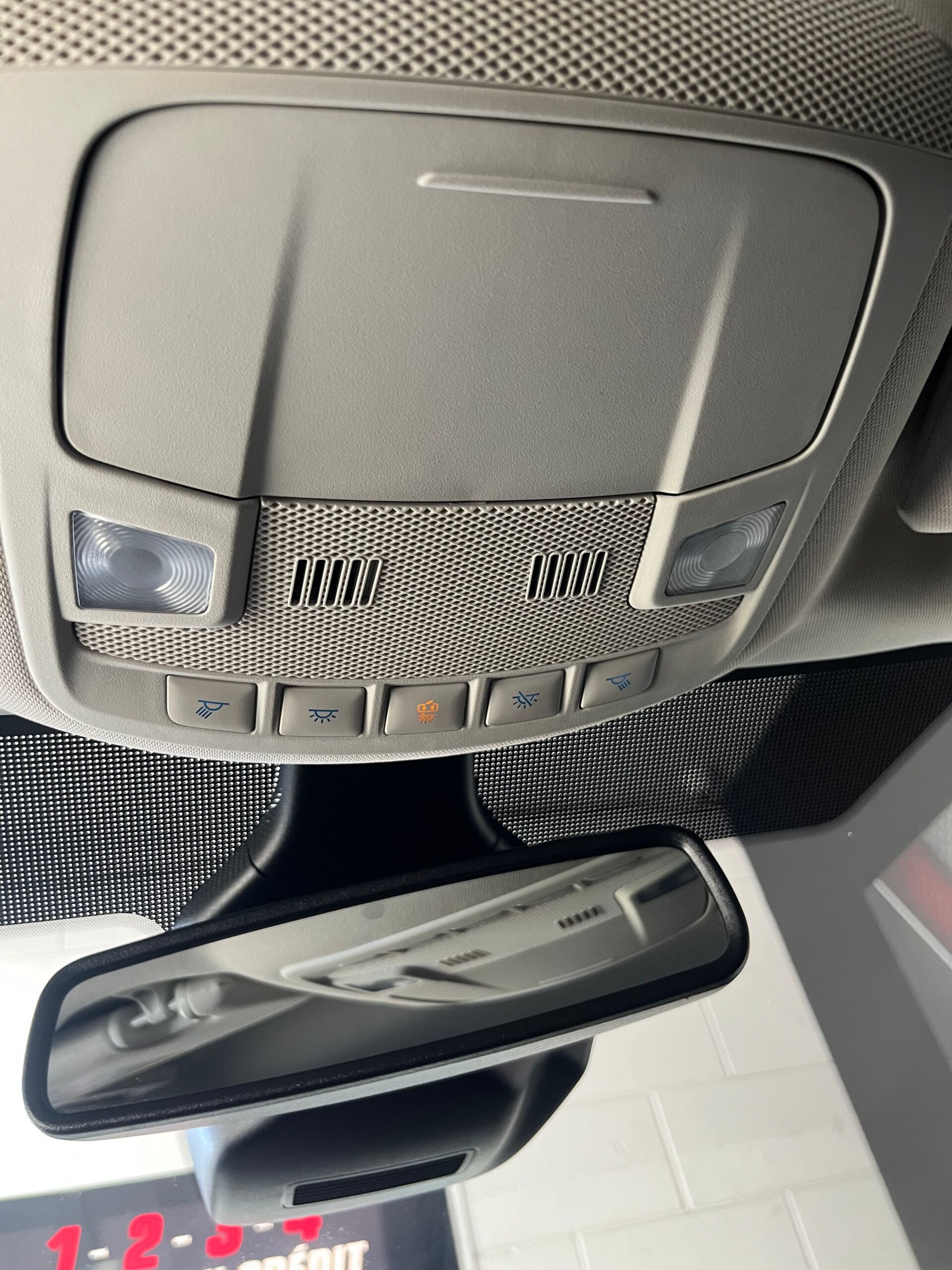 2022 Ford Edge SEL – Image 25