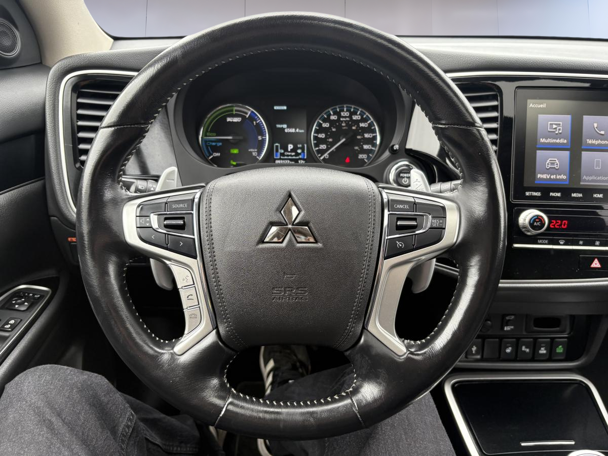 Mitsubishi Outlander PHEV 2022 LE S-AWC/TOIT/SIEGE CHAUFFANT/VOLANT CHAUFFANT/UN PROPRIETAIRE – Image 19