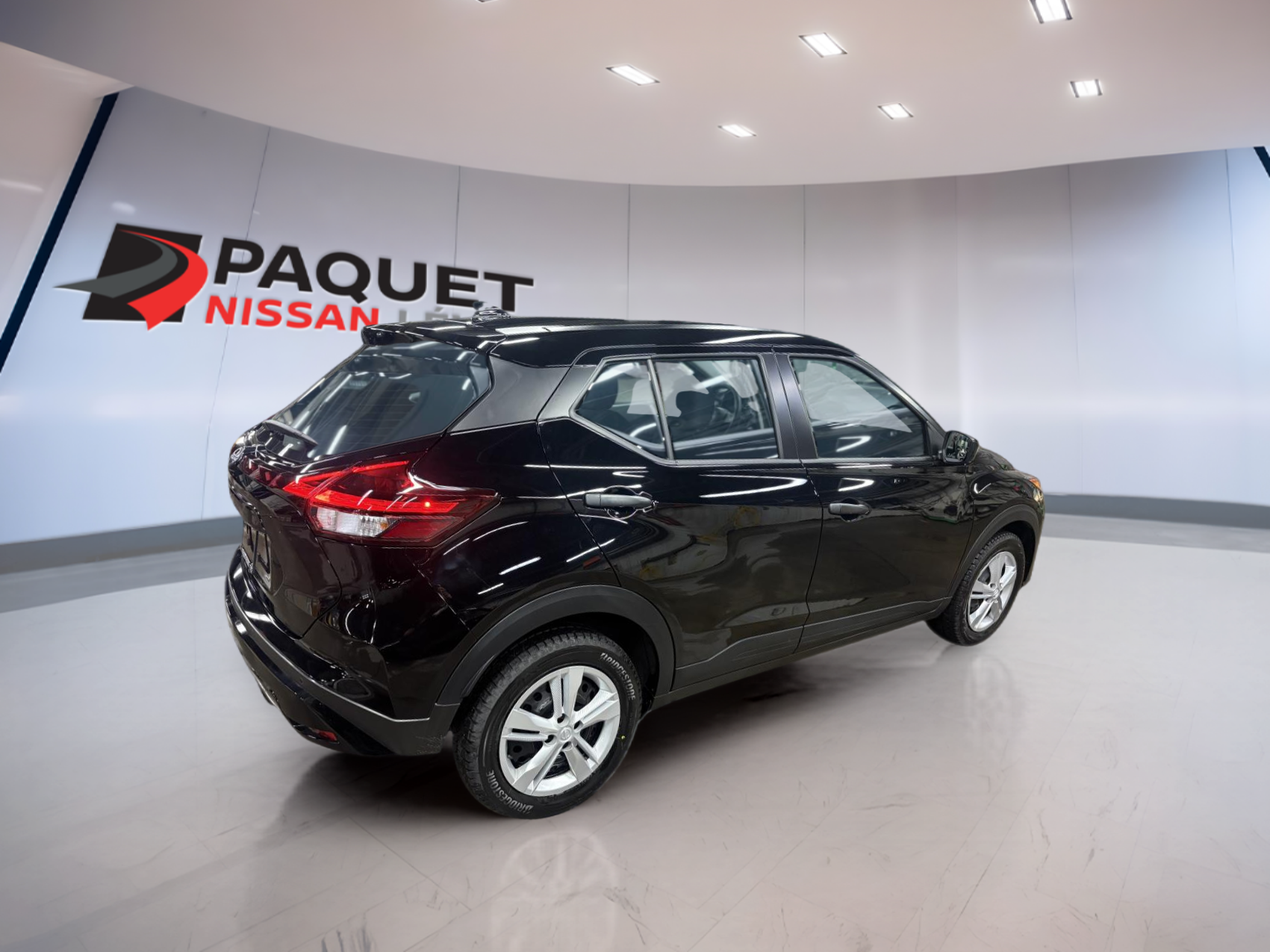 Nissan Kicks Play 2025 S BLUETOOTH CAMÉRA BAS KILOMÉTRAGE ÉCONOMIQUE – Image 2