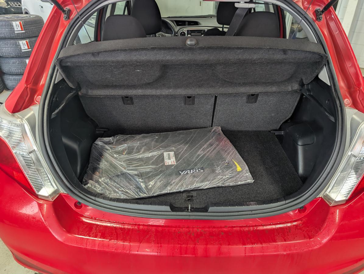 Toyota Yaris 2014 Hayon boîte manuelle, LE GROUPE ÉLECTRIQUE BAS KILOMÉTRAGE RÉGULATEUR DE VITESSE – Image 22