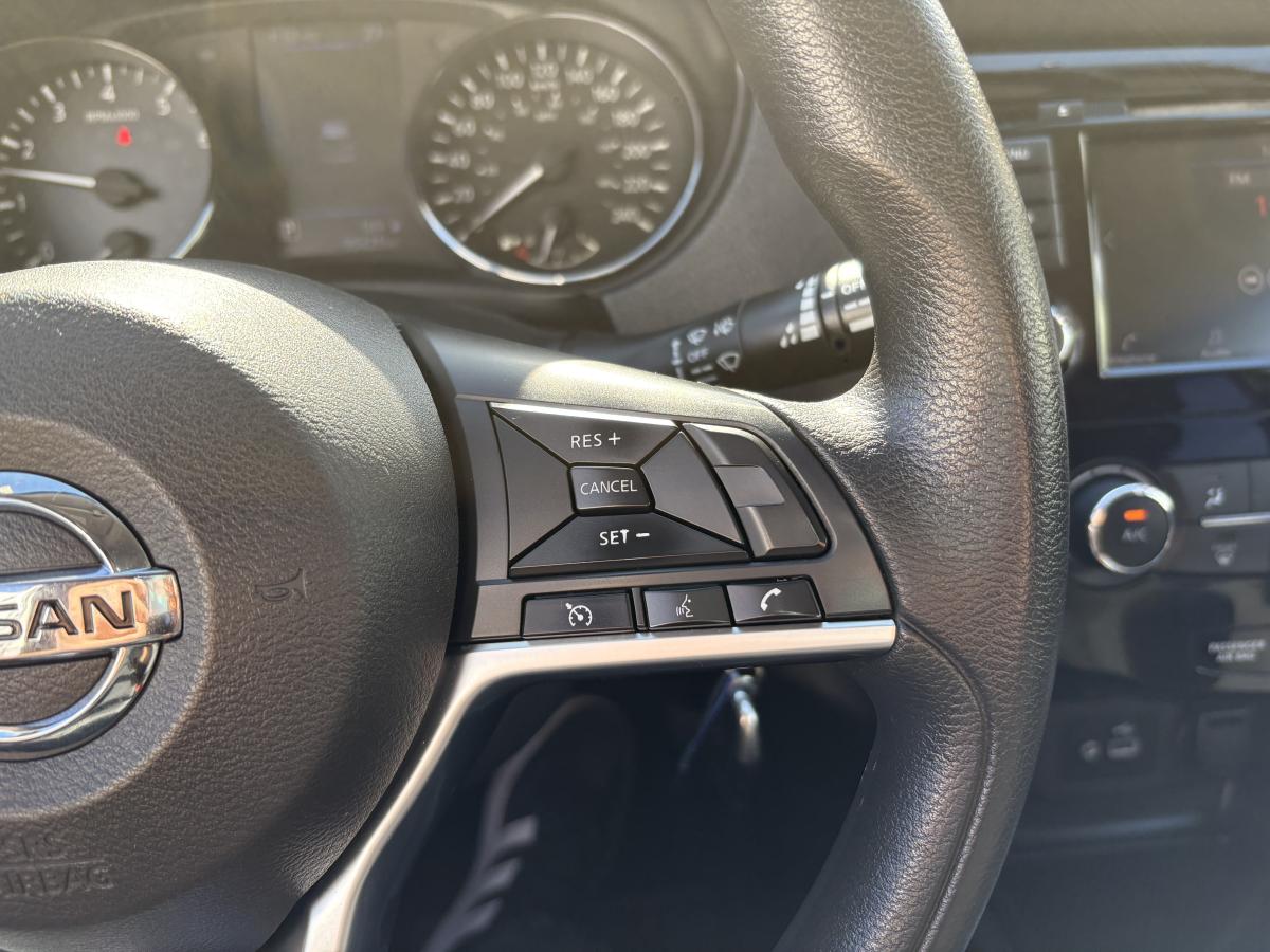 Nissan Qashqai 2019 S TI BLUETOOTH CAMÉRA SIÈGES CHAUFFANT BAS KILOMÉTRAGE – Image 23