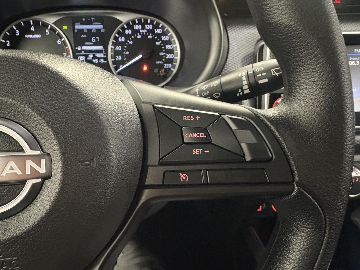 Nissan Kicks Play 2025 S BLUETOOTH CAMÉRA BAS KILOMÉTRAGE ÉCONOMIQUE – Image 23