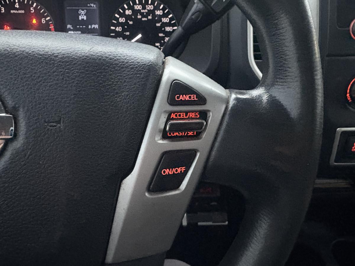 Nissan Titan 2016 XD S CREW CAB – Image 24