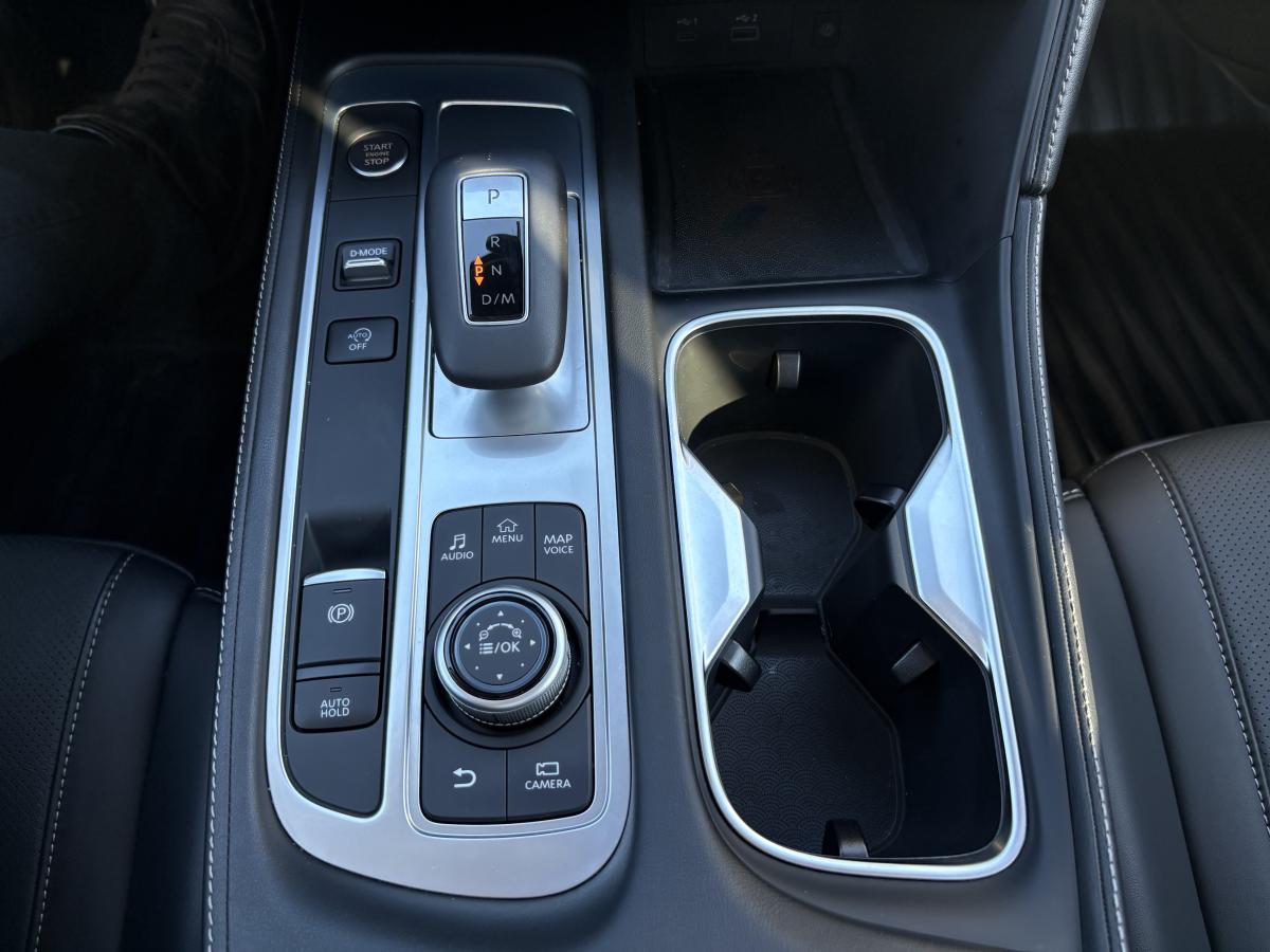 Infiniti QX60 2025 LUXE TI BLUETOOTH CAMÉRAS 360 CUIR GPS TOIT BAS KILOMÉTRAGE – Image 25