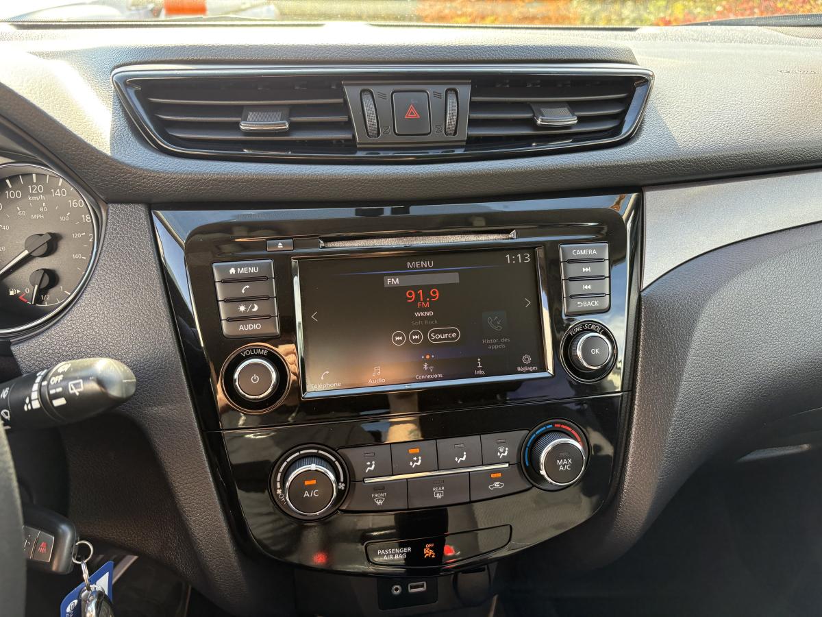 Nissan Qashqai 2019 S TI BLUETOOTH CAMÉRA SIÈGES CHAUFFANT BAS KILOMÉTRAGE – Image 25