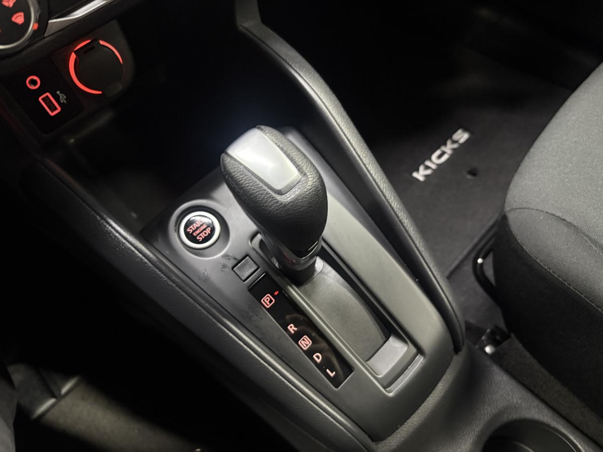 Nissan Kicks Play 2025 S BLUETOOTH CAMÉRA BAS KILOMÉTRAGE ÉCONOMIQUE – Image 26