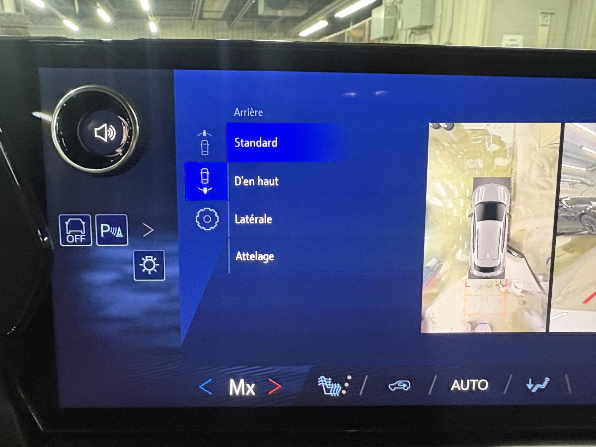 Chevrolet Equinox EV 2025 RS BLUETOOTH CAMÉRAS 360 SIÈGES AVANT ET VOLANT CHAUFFANT BAS KILOMÉTRAGE – Image 27