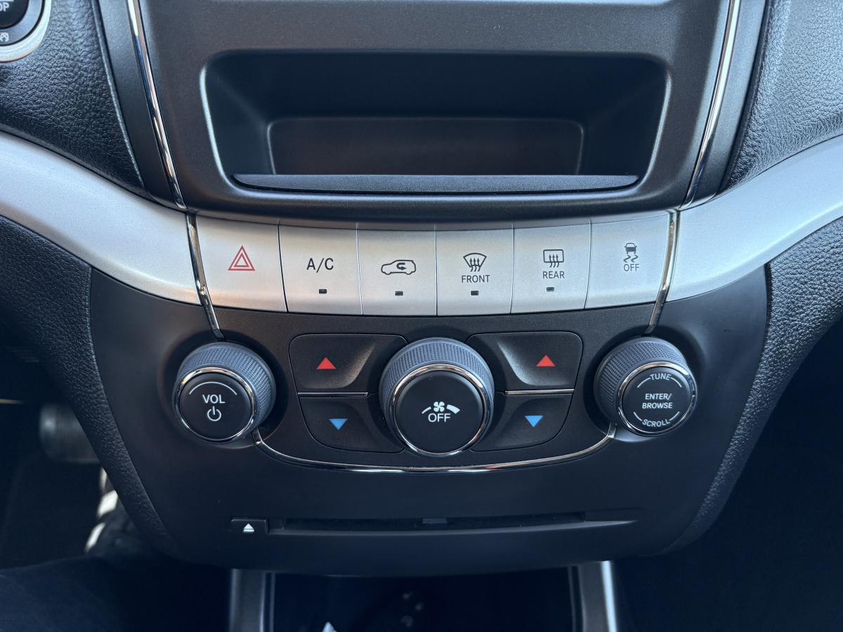 Dodge Journey 2018 SXT / BLUETHOOT/7 PASSAGER/JAMAIS ACCIDENTE/DEMARREUR DISTANCE – Image 27