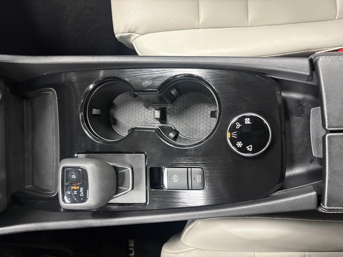 Nissan Rogue 2022 SV TECH TI BLUETOOTH CUIR CAMÉRAS 360 SIÈGES AVANT ET VOLANT CHAUFFANT – Image 28