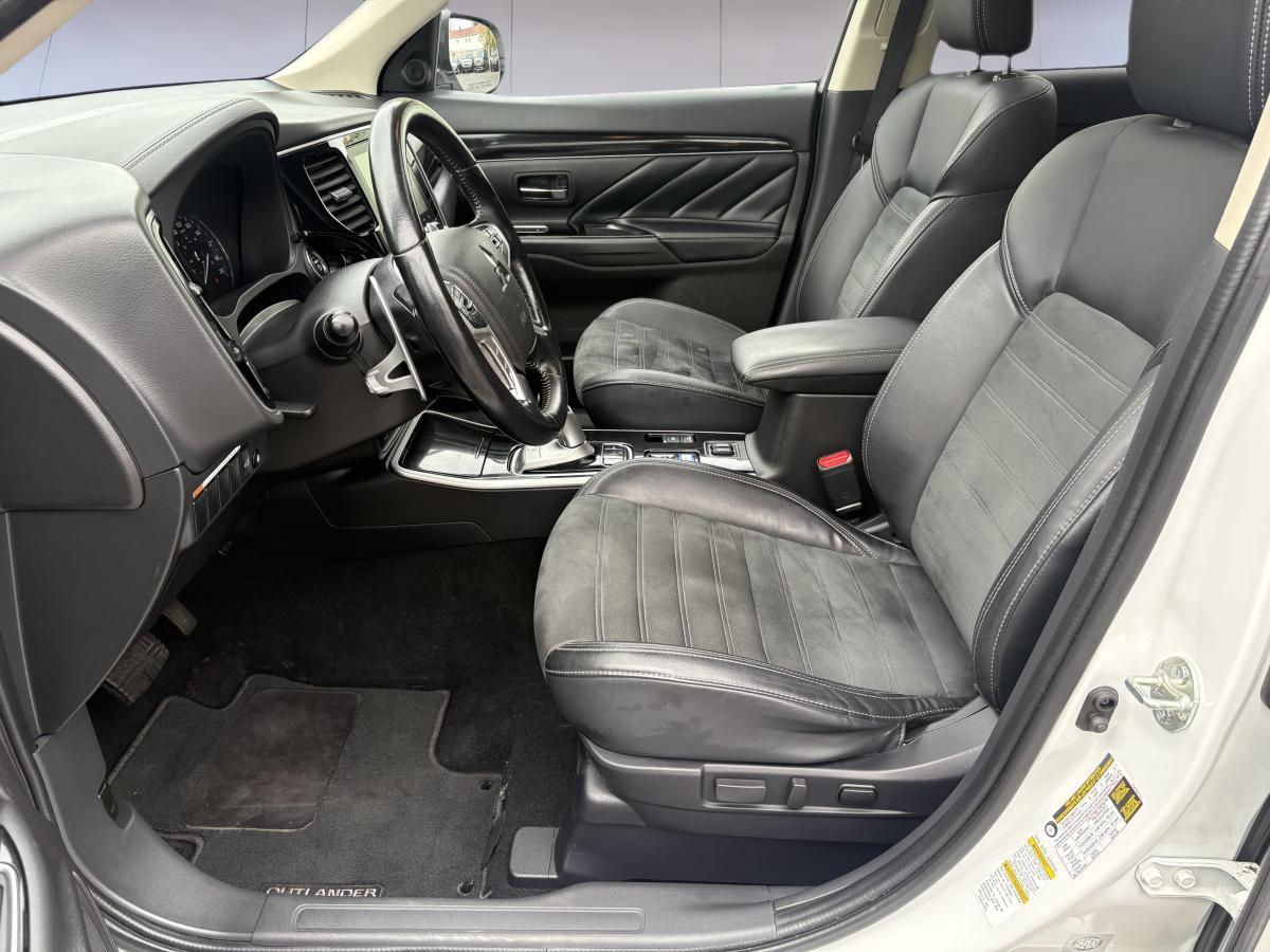 Mitsubishi Outlander PHEV 2022 LE S-AWC/TOIT/SIEGE CHAUFFANT/VOLANT CHAUFFANT/UN PROPRIETAIRE – Image 32