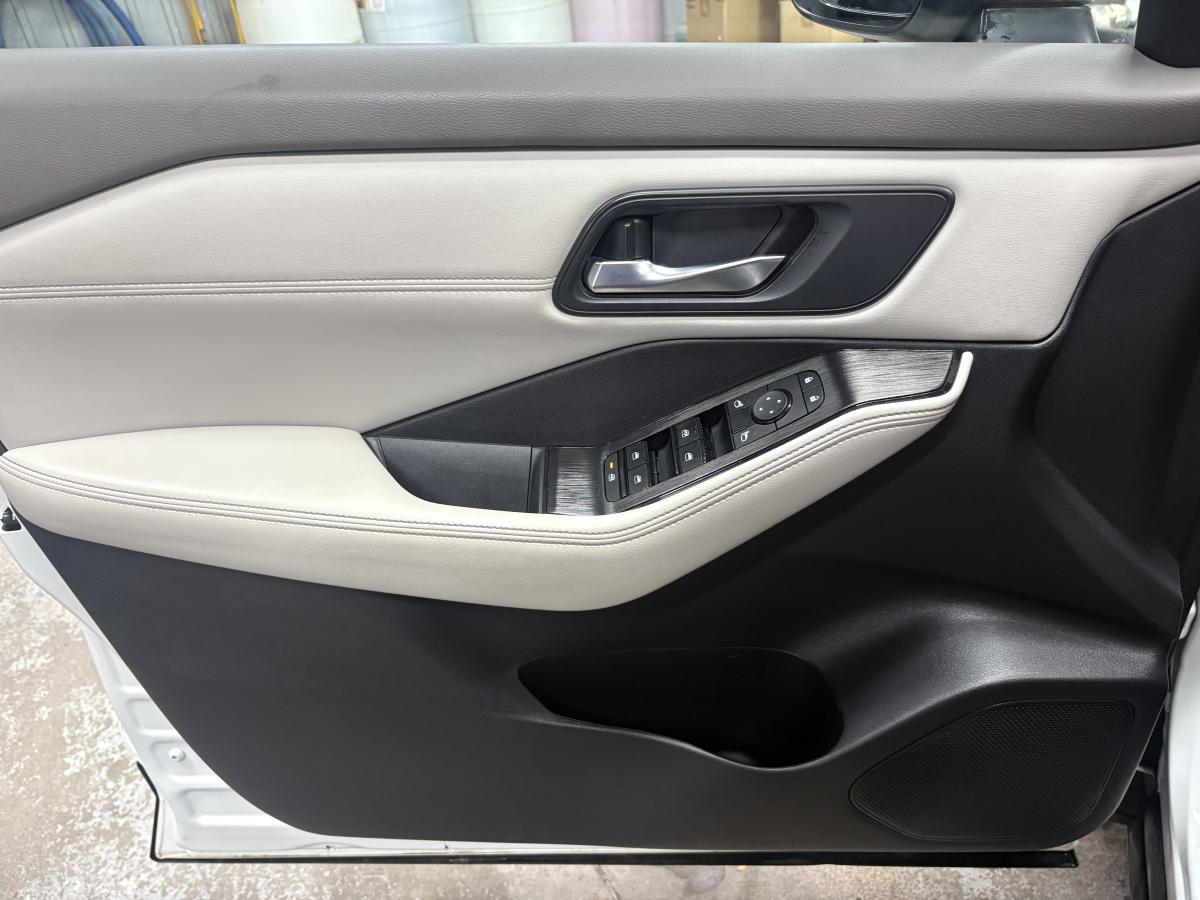 Nissan Rogue 2022 SV TECH TI BLUETOOTH CUIR CAMÉRAS 360 SIÈGES AVANT ET VOLANT CHAUFFANT – Image 32