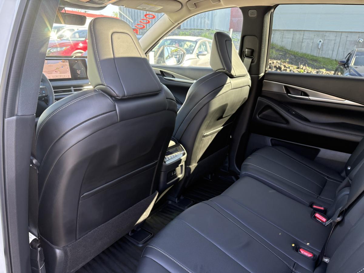 Infiniti QX60 2025 LUXE TI BLUETOOTH CAMÉRAS 360 CUIR GPS TOIT BAS KILOMÉTRAGE – Image 33
