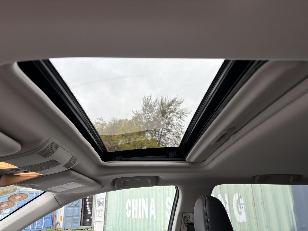 Mitsubishi Outlander PHEV 2022 LE S-AWC/TOIT/SIEGE CHAUFFANT/VOLANT CHAUFFANT/UN PROPRIETAIRE – Image 34