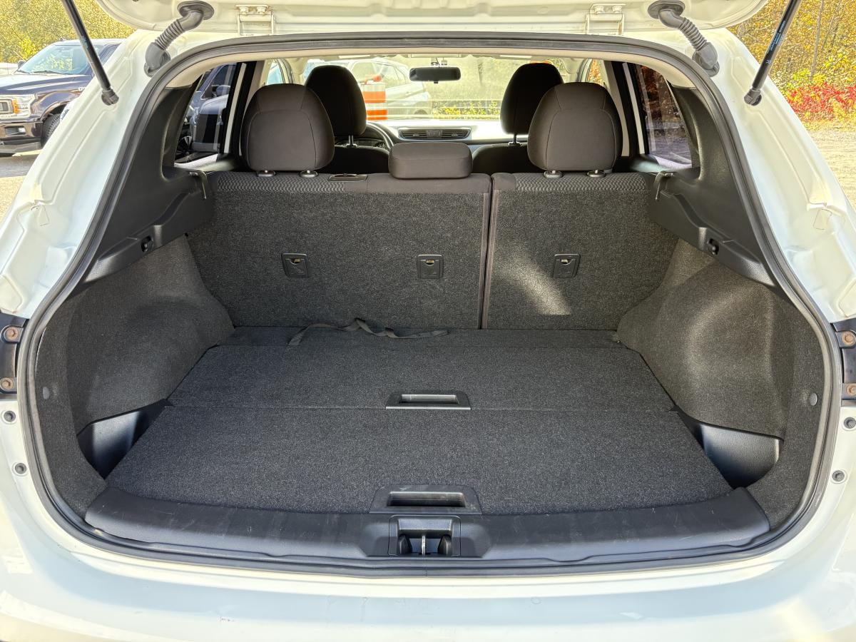 Nissan Qashqai 2019 S TI BLUETOOTH CAMÉRA SIÈGES CHAUFFANT BAS KILOMÉTRAGE – Image 36