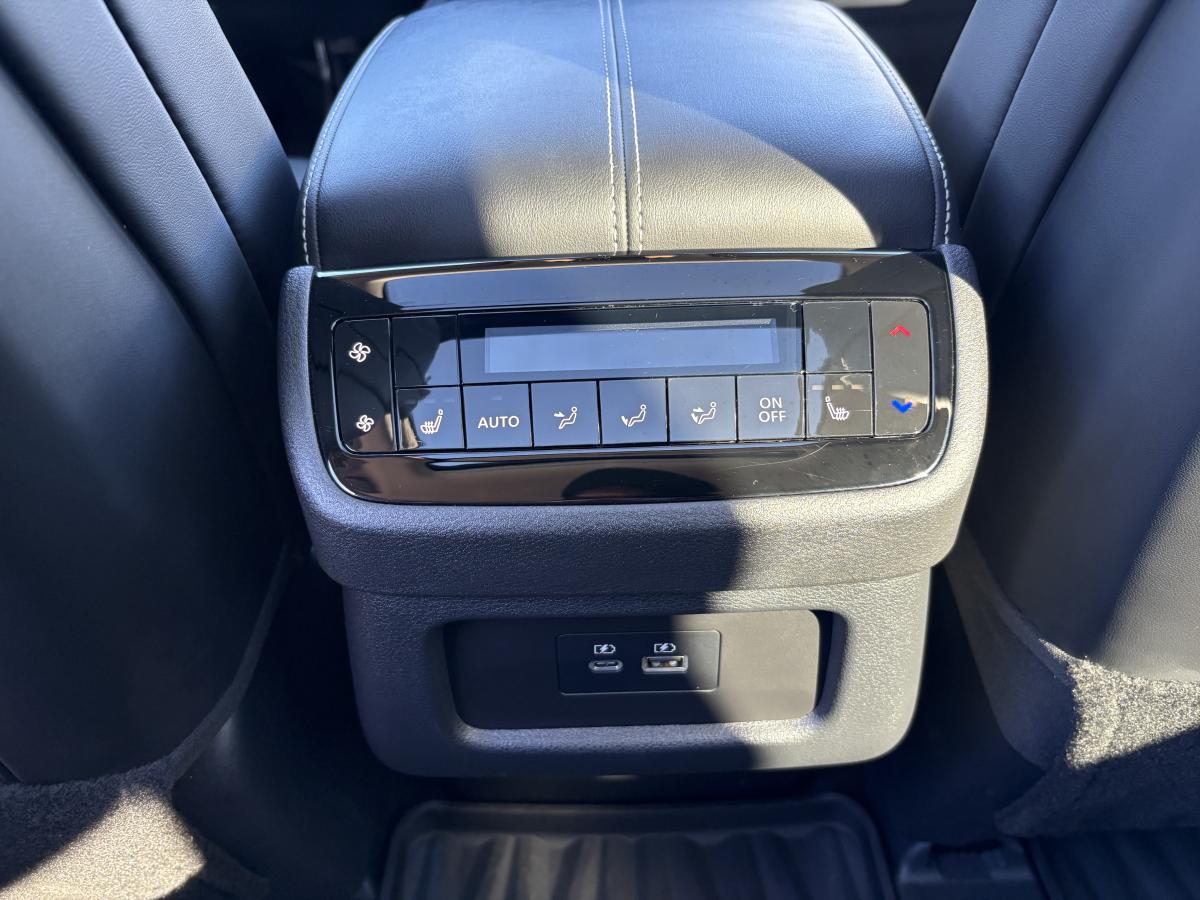 Infiniti QX60 2025 LUXE TI BLUETOOTH CAMÉRAS 360 CUIR GPS TOIT BAS KILOMÉTRAGE – Image 37