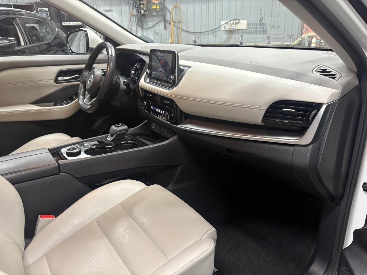 Nissan Rogue 2022 SV TECH TI BLUETOOTH CUIR CAMÉRAS 360 SIÈGES AVANT ET VOLANT CHAUFFANT – Image 37