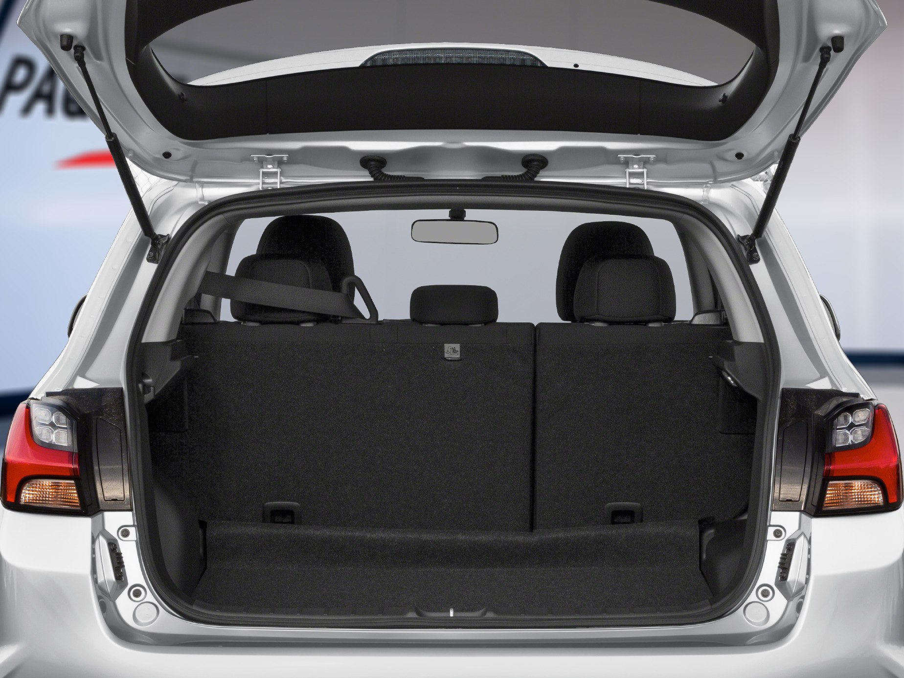 Mitsubishi RVR 2024 Es Awc – Image 7