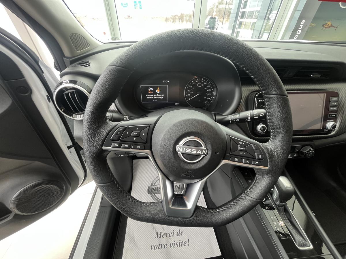 Nissan Kicks Play 2025 Play Sv Ta – Image 10