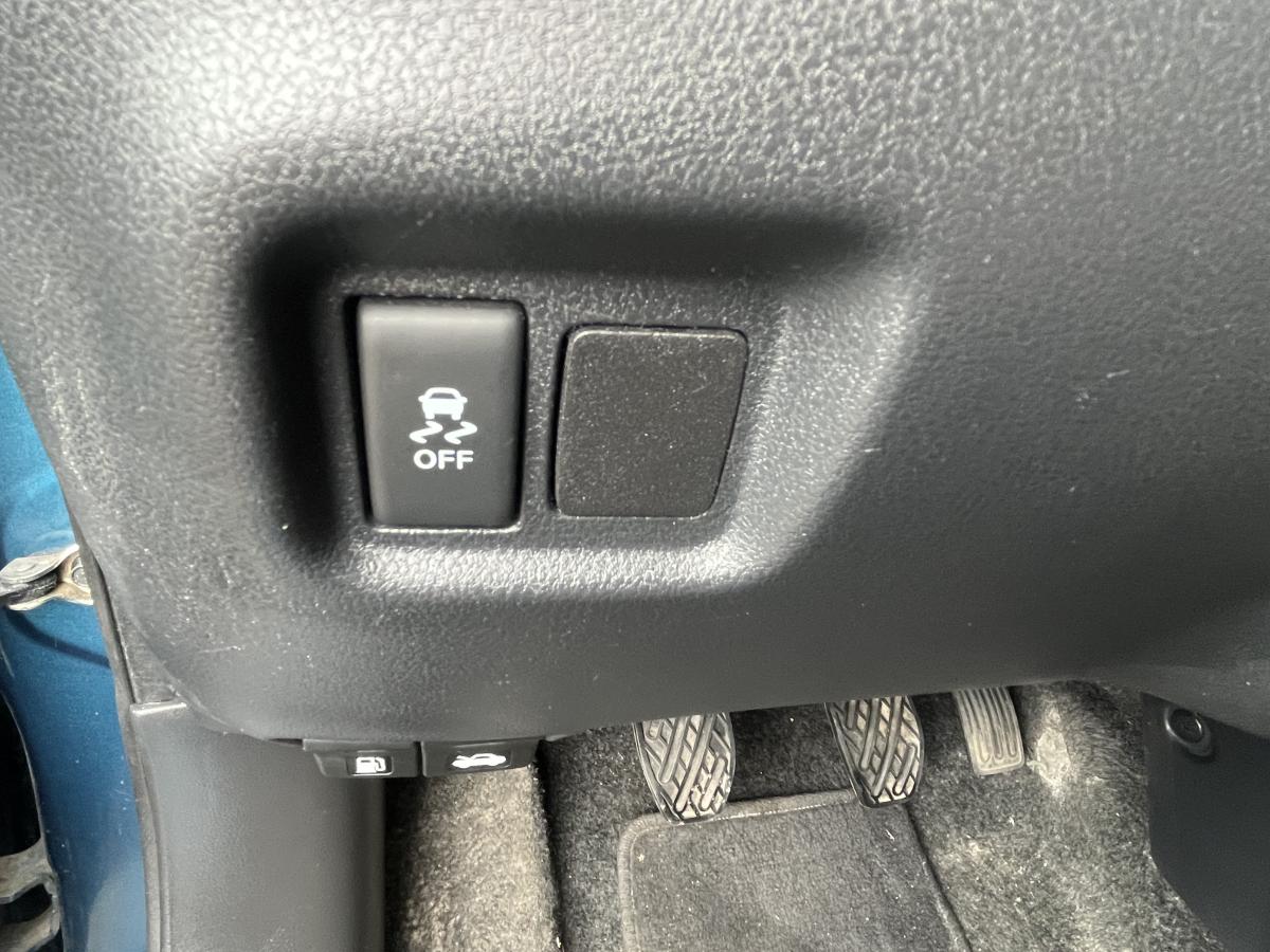 Nissan Micra 2017 S à hayon 4 portes BM – Image 10
