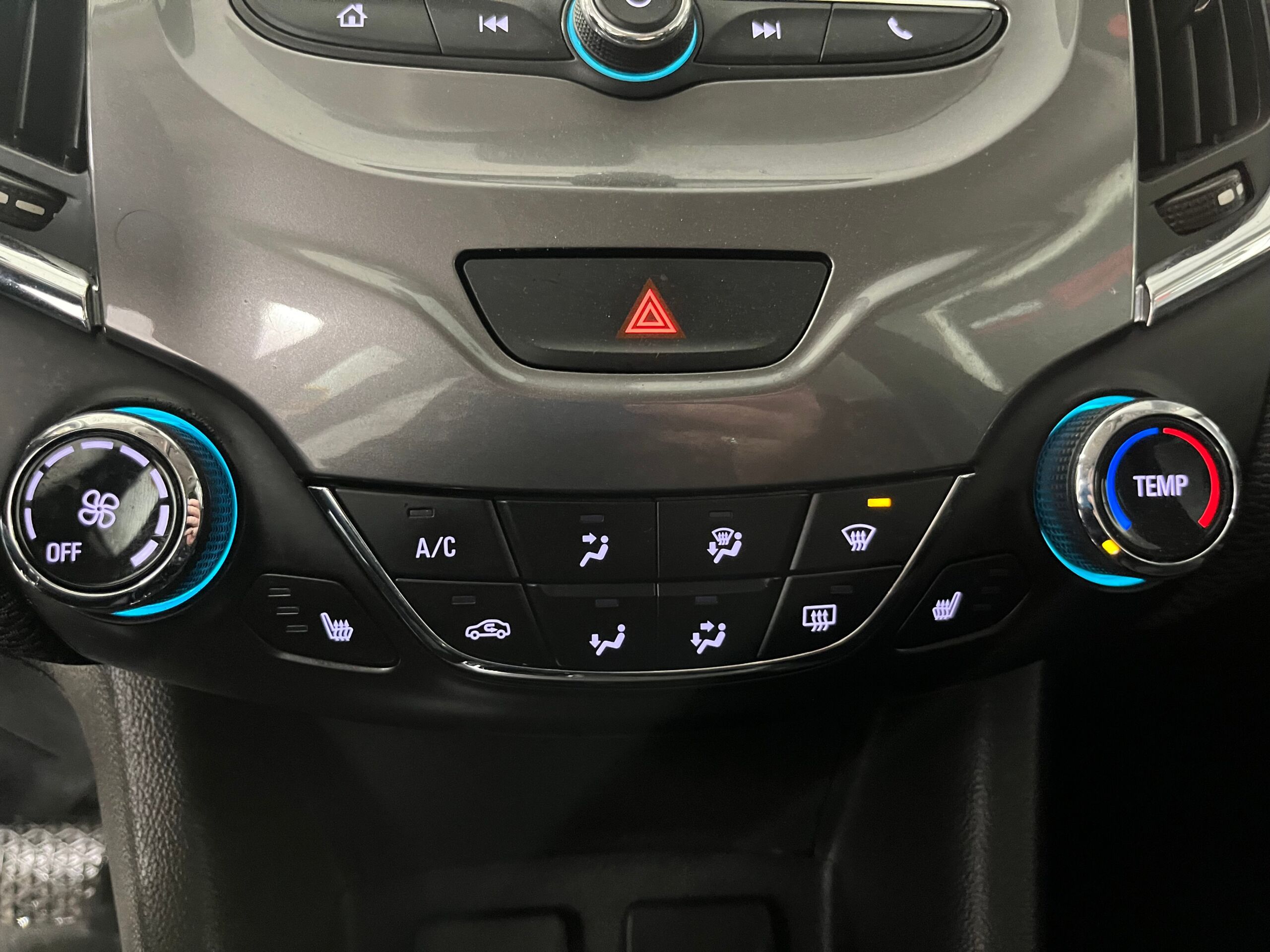 2016 Chevrolet Cruze BANC CHAUFFANT, CAMERA DE RECUL – Image 14