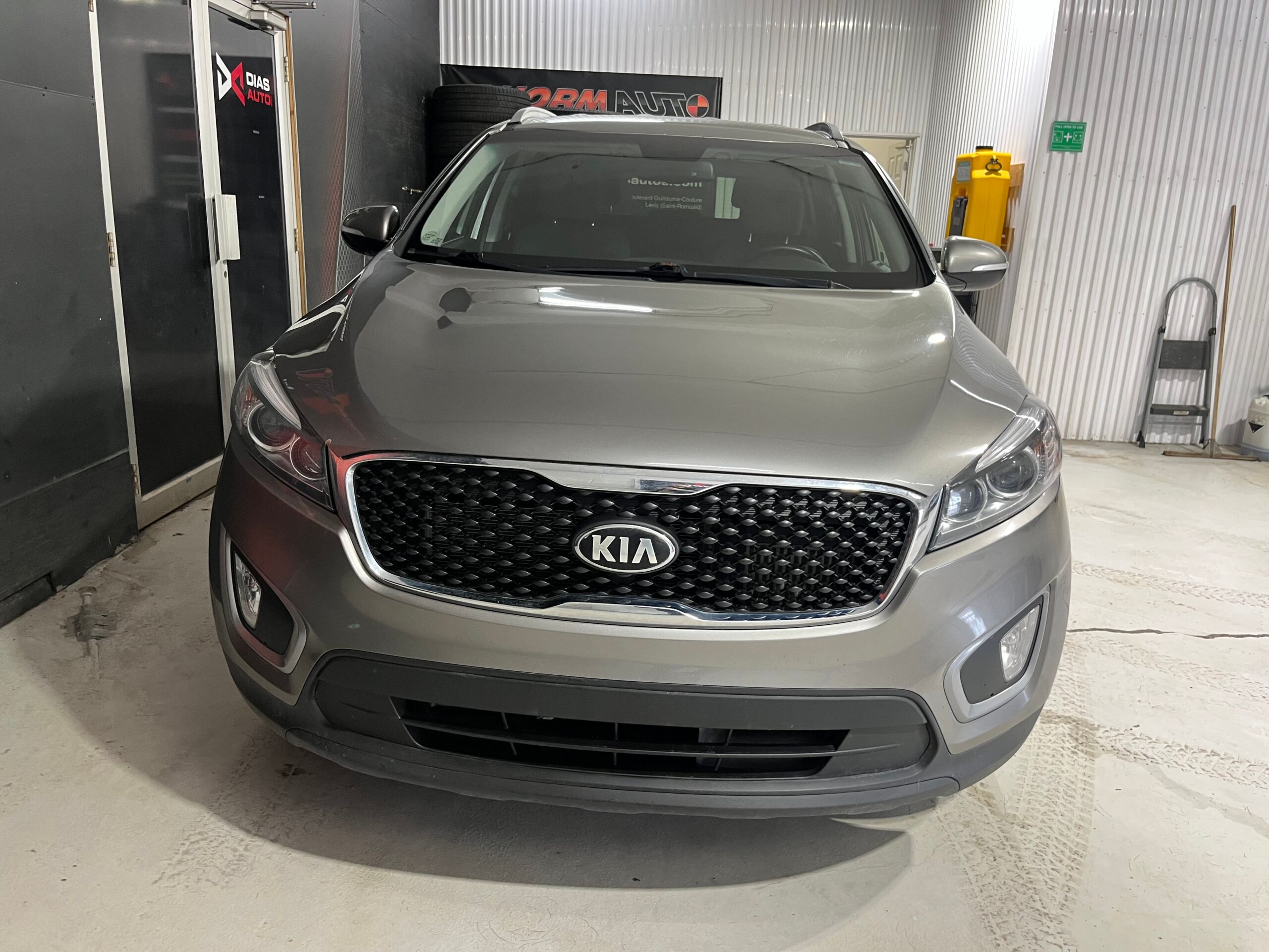 2017 Kia Sorento – Image 3