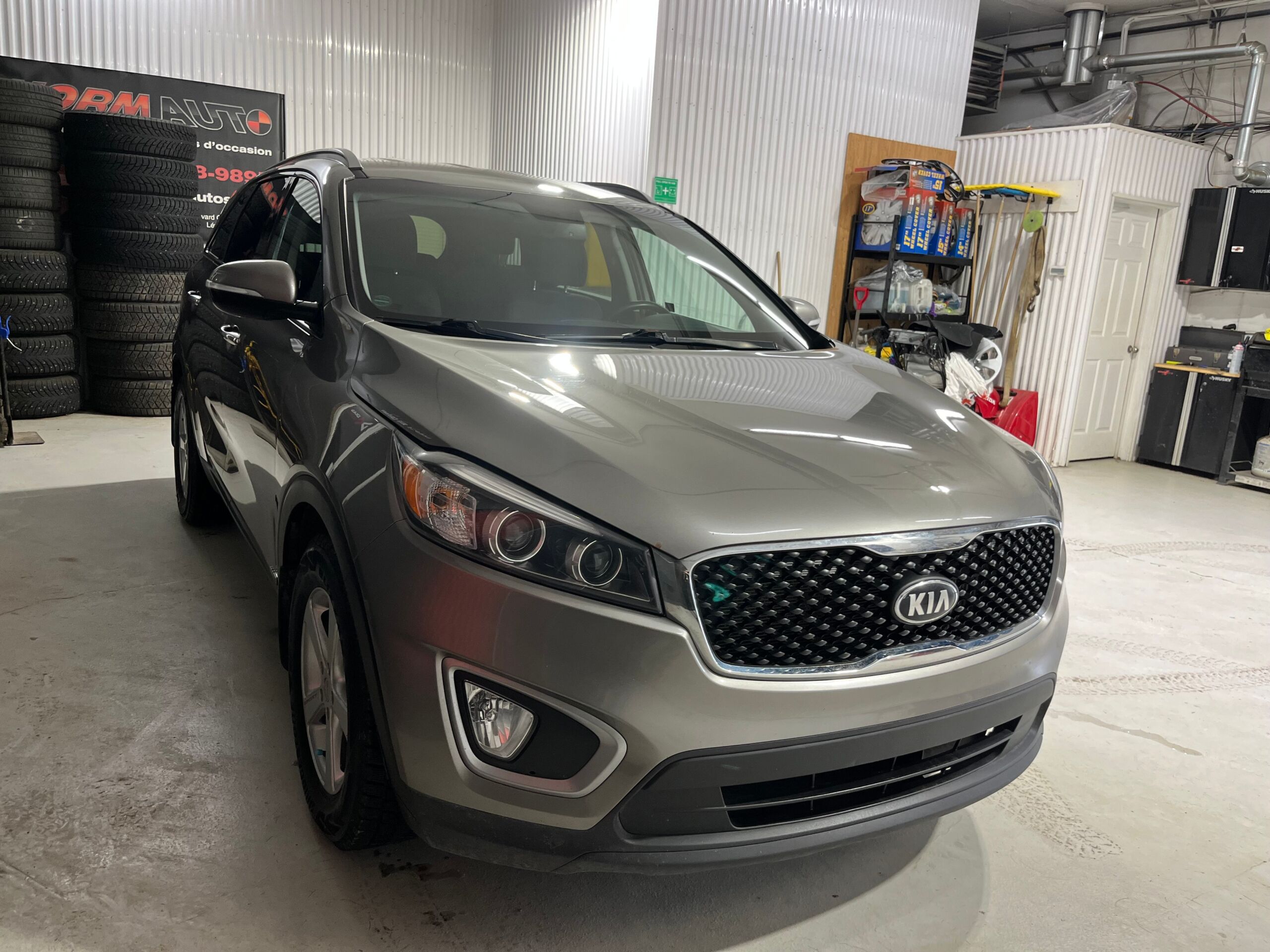 2017 Kia Sorento – Image 4