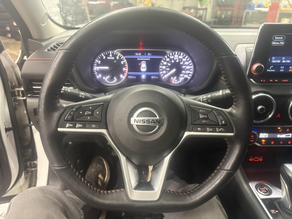 Nissan Sentra 2023 SR Édition minuit BLUETOOTH SIÈGES AVANT ET VOLANT CHAUFFANT TOIT – Image 21