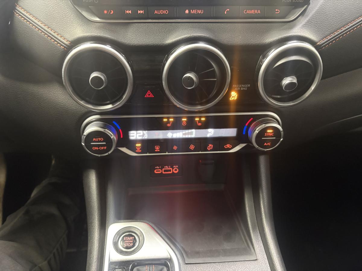 Nissan Sentra 2023 SR Édition minuit BLUETOOTH SIÈGES AVANT ET VOLANT CHAUFFANT TOIT – Image 28