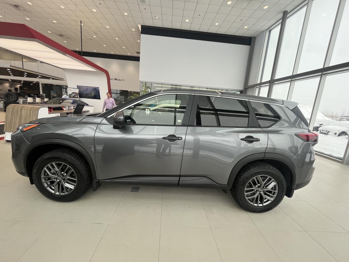 Nissan Rogue 2026 S – Image 3