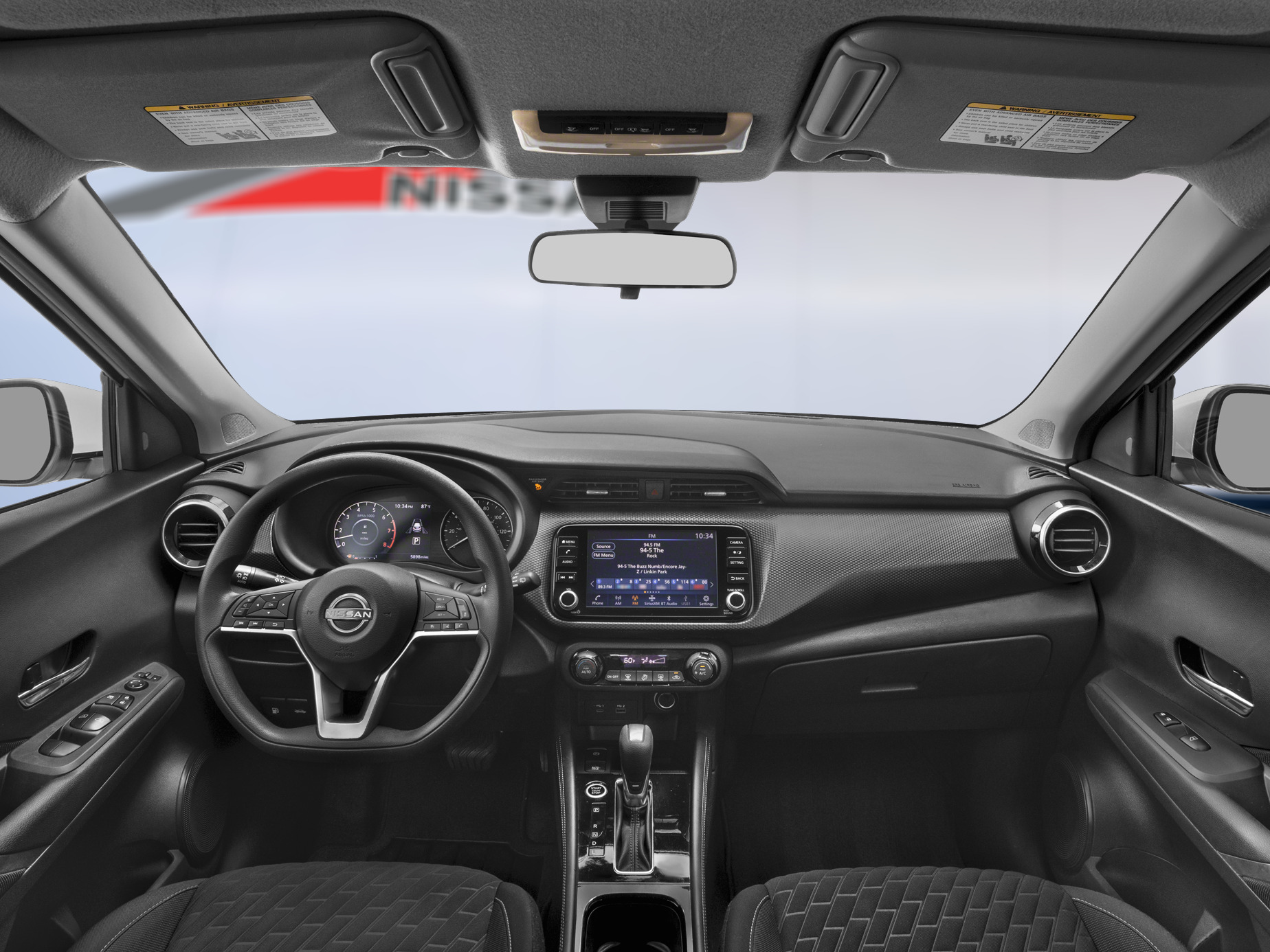 Nissan Kicks Play 2025 KICKS PLAY SV TA – Image 4
