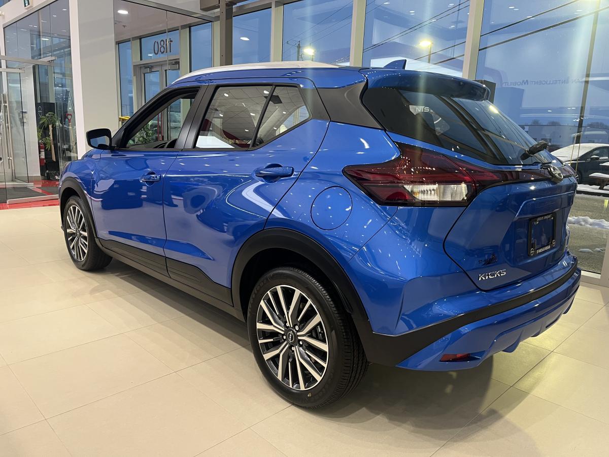 Nissan Kicks Play 2025 Play Sv Ta – Image 4
