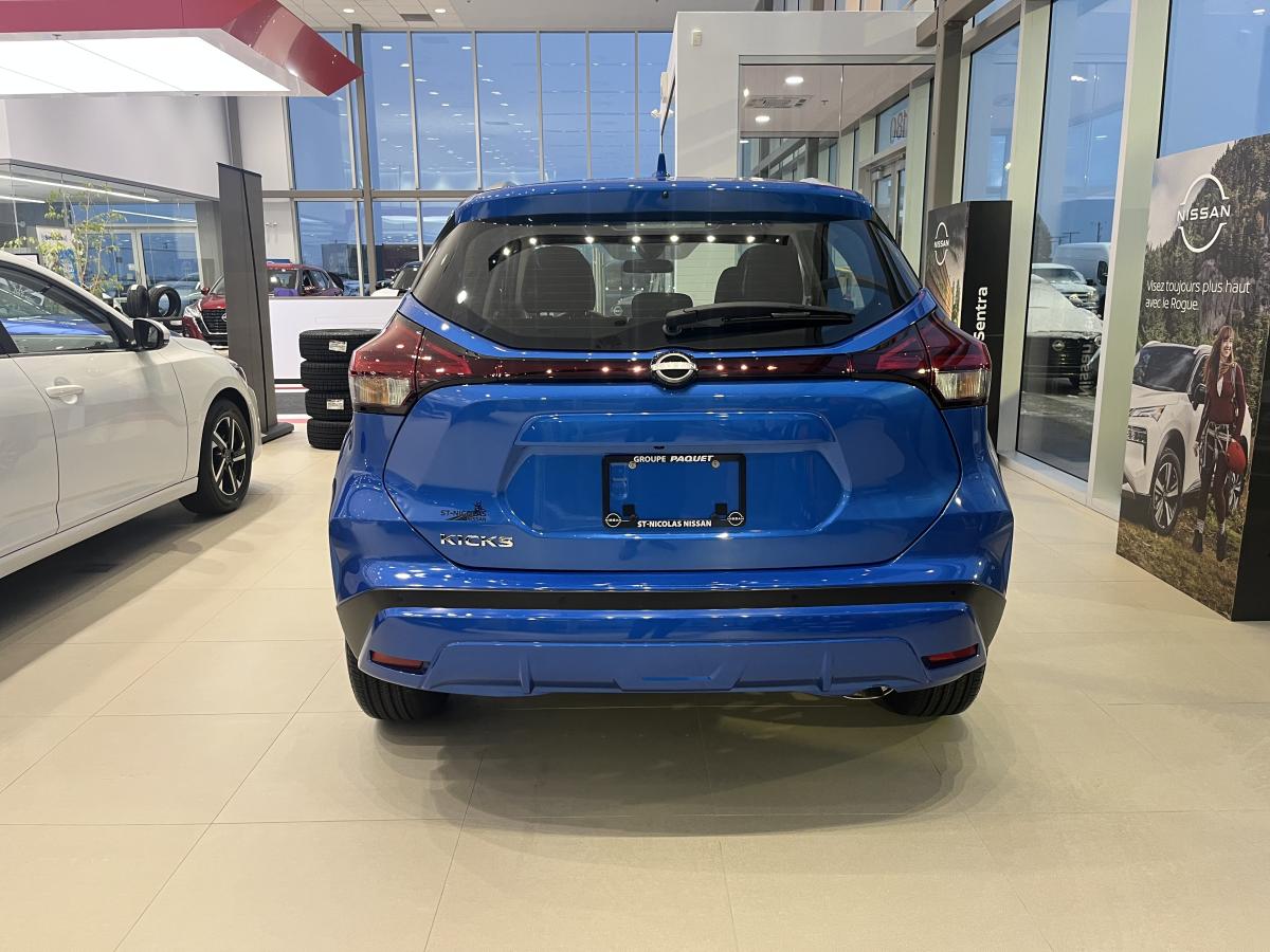 Nissan Kicks Play 2025 Play Sv Ta – Image 5