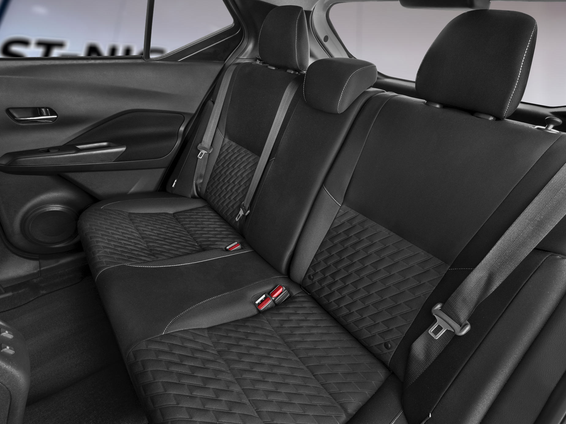 Nissan Kicks Play 2025 KICKS PLAY SV TA – Image 9