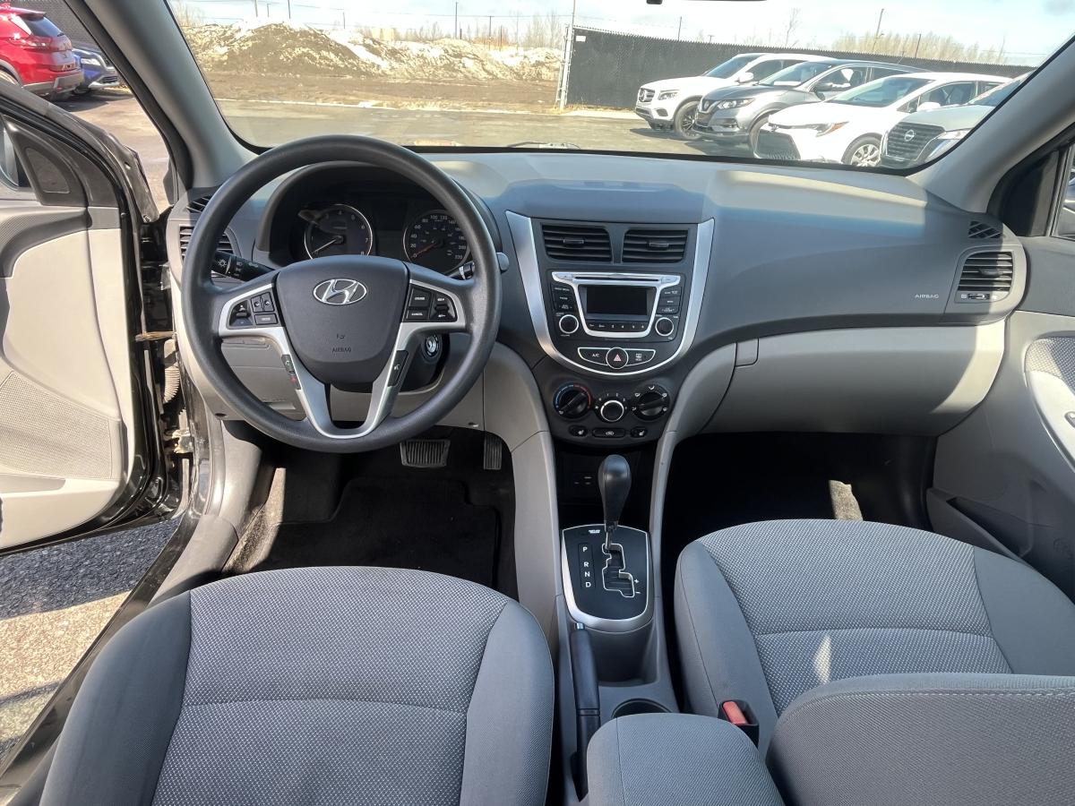 Hyundai Accent 2014 Berline 4 portes, boîte automatique, GL – Image 10