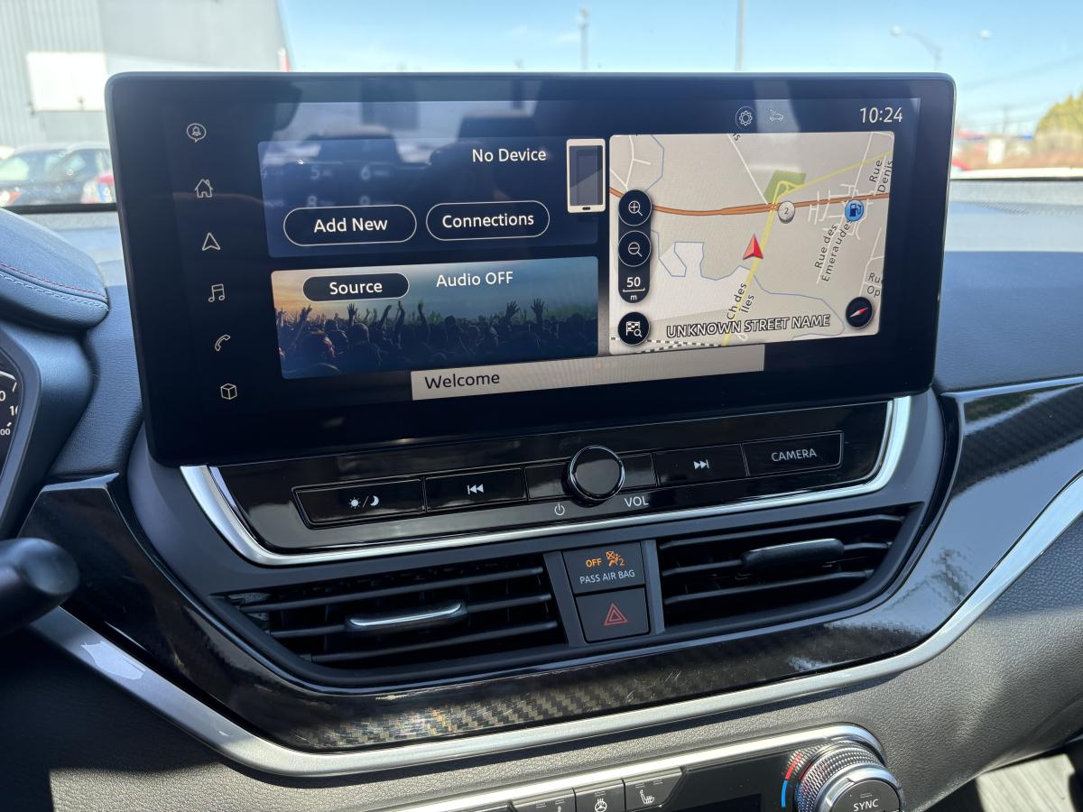 Nissan Altima 2023 SR TI BLUETOOTH CUIR GPS TOIT SIÈGES AVANT ET VOLANT CHAUFFANT BAS KILOMÉTRAGE – Image 16