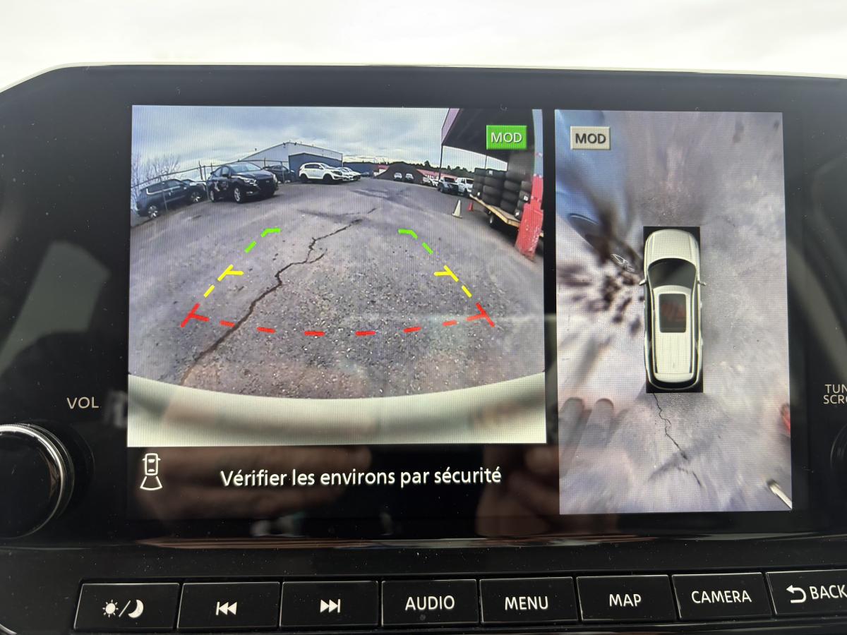 Nissan Pathfinder 2023 SL 4RM BLUETOOTH CUIR TOIT CAMÉRAS 360 GPS SIÈGES ET VOLANT CHAUFFANT 8 PASSAGERS – Image 17