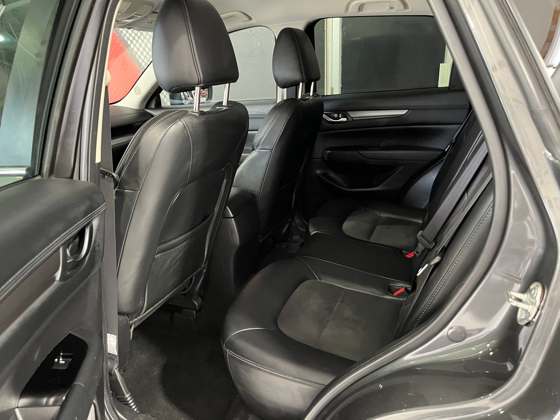 2018 Mazda CX-5 Touring – Image 17