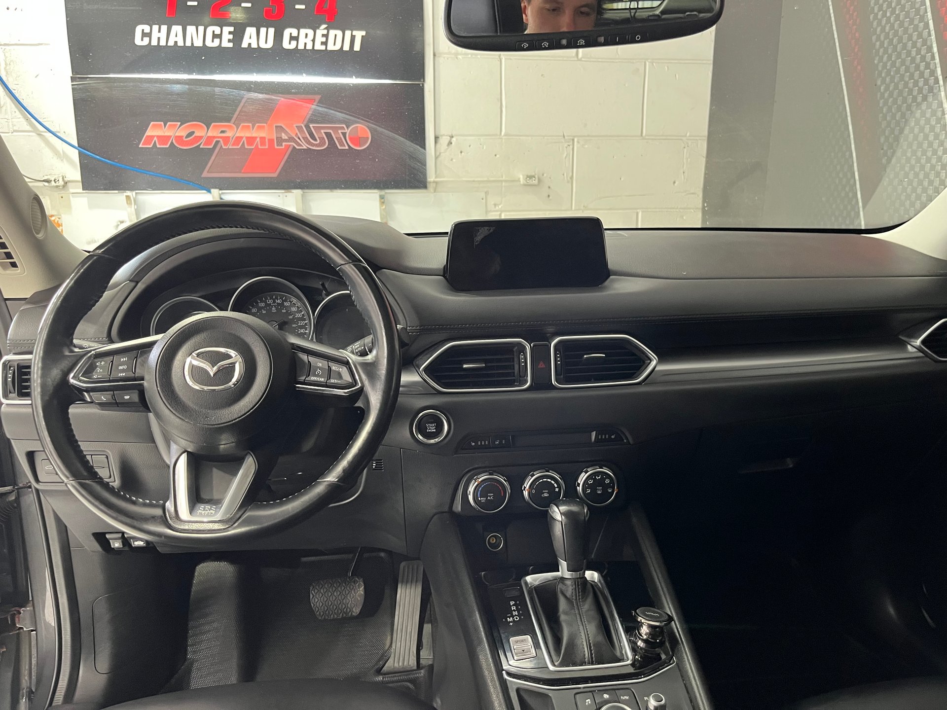 2018 Mazda CX-5 Touring – Image 9