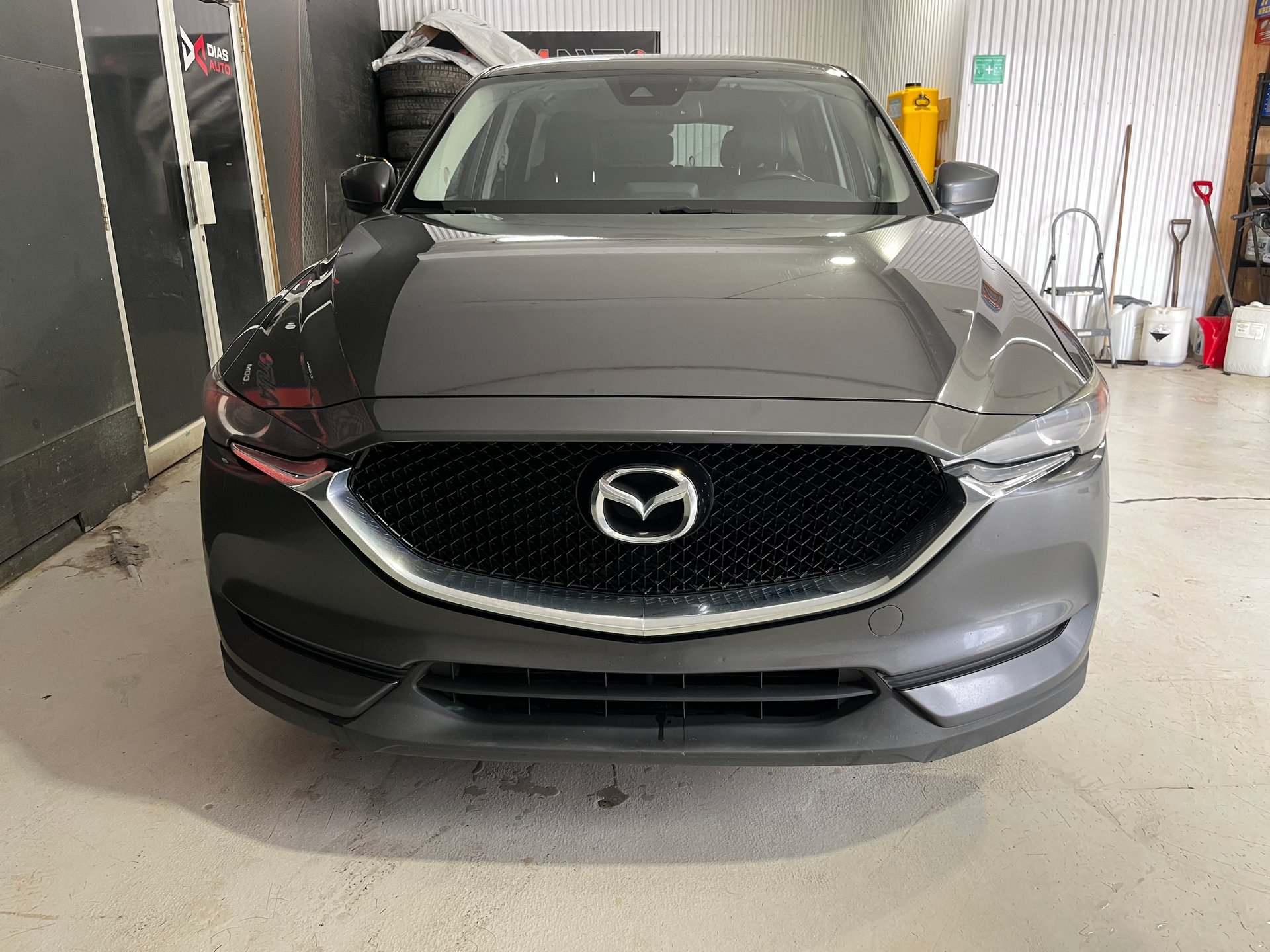 2018 Mazda CX-5 Touring – Image 3