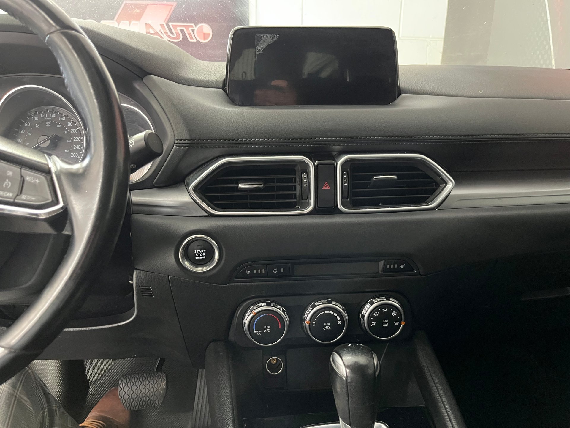 2018 Mazda CX-5 Touring – Image 13